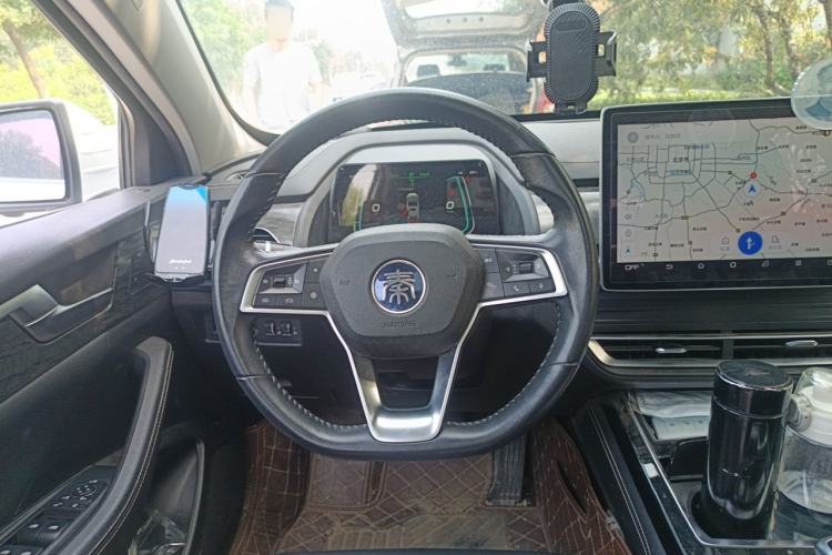 Used BYD Qin Pro New Energy 2019 EV Super Edition High-Power Smart Connect Luxurious Model Steering Wheel