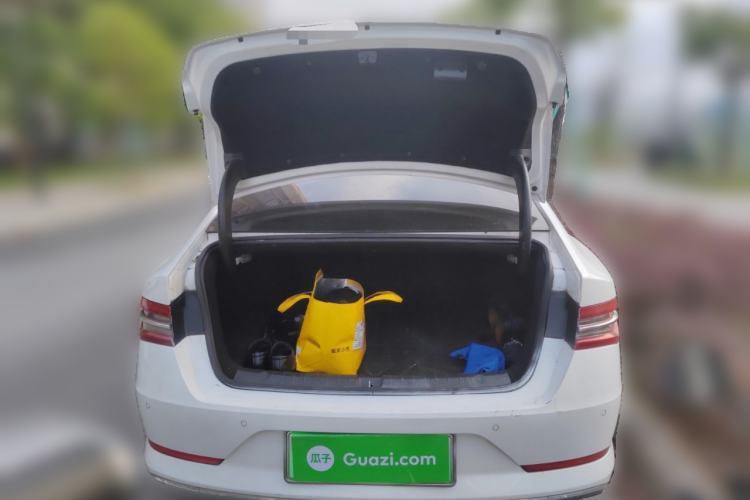 Used BYD Qin Pro New Energy 2019 DM Super Edition 1.5TI Automatic Smart Connect Enjoyment Model China VI Standard Trunk