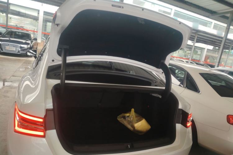 Used BYD Qin Pro New Energy 2019 EV Super Edition Standard Version Smart Connect Leading Style Trunk