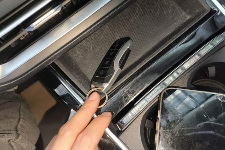 Used BYD Qin Pro New Energy 2019 DM Super Edition 1.5TI Automatic Smart Connect X-Trail Model China VI Standard Vehicle Key