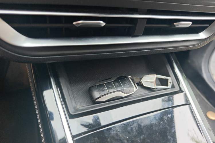 Used BYD Qin Pro New Energy 2019 DM Super Edition 1.5TI Automatic Smart Connect X-Trail Model China VI Standard Vehicle Key