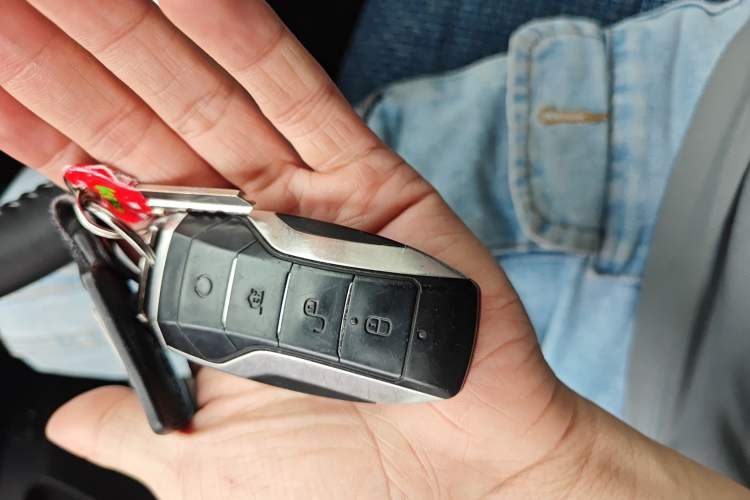Used BYD Qin Pro New Energy 2019 DM Super Edition 1.5TI Automatic Smart Connect X-Trail Model China VI Standard Vehicle Key