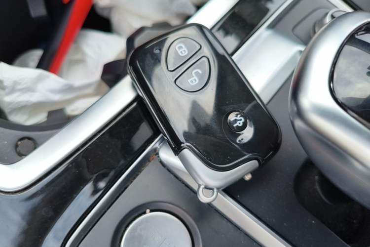 Used BYD Qin Pro New Energy 2019 DM Super Edition 1.5TI Automatic Smart Connect X-Trail Model China VI Standard Vehicle Key