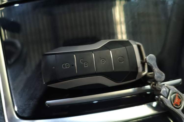 Used BYD Qin Pro New Energy 2019 DM Super Edition 1.5TI Automatic Smart Connect X-Trail Model China VI Standard Vehicle Key