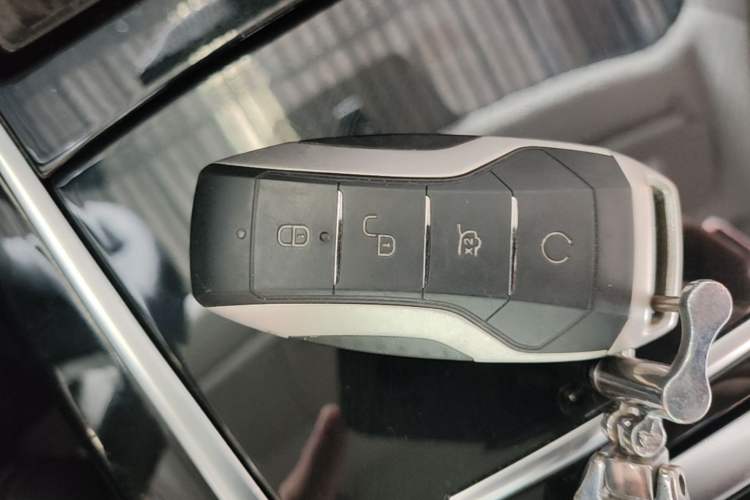 Used BYD Qin Pro New Energy 2019 DM Super Edition 1.5TI Automatic Smart Connect X-Trail Model China VI Standard Vehicle Key
