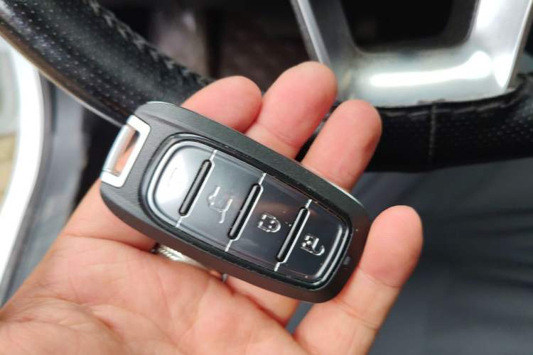 Used BYD Qin Pro New Energy 2019 DM Super Edition 1.5TI Automatic Smart Connect X-Trail Model China VI Standard Vehicle Key