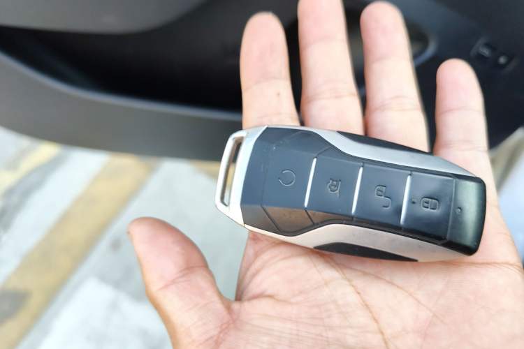 Used BYD Qin Pro New Energy 2019 DM Super Edition 1.5TI Automatic Smart Connect X-Trail Model China VI Standard Vehicle Key