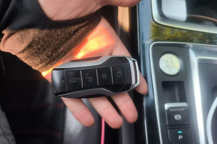 Used BYD Qin Pro New Energy 2019 DM Super Edition 1.5TI Automatic Smart Connect X-Trail Model China VI Standard Vehicle Key