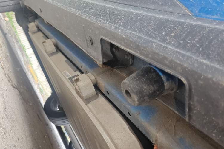 Used BYD S2 2019 Smart Standard Version Chassis Front Right