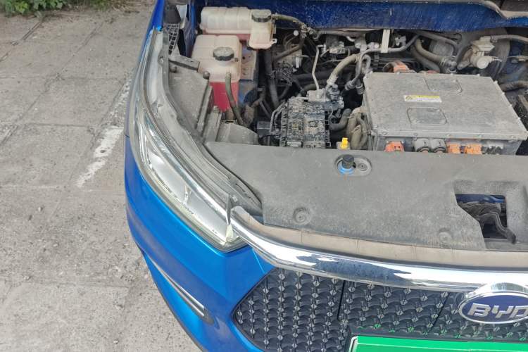 Used BYD S2 2019 Smart Standard Version Engine Bay Right