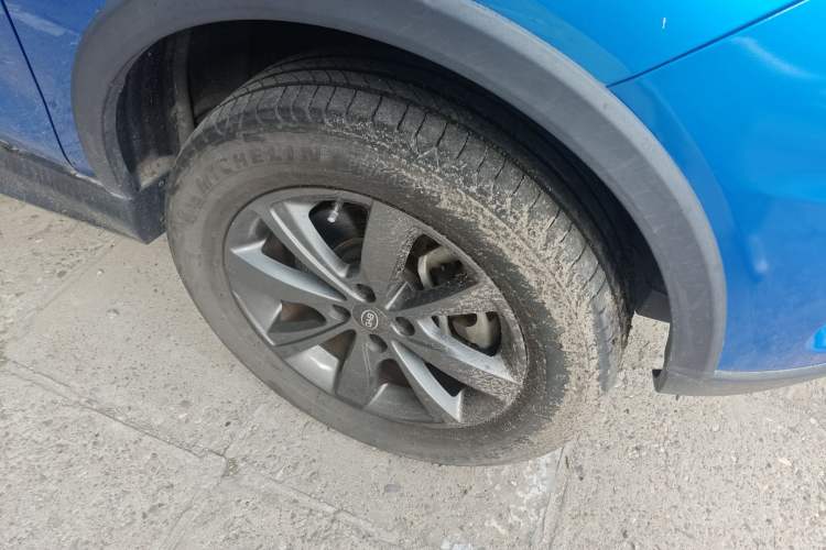 Used BYD S2 2019 Smart Standard Version Right Front Wheel Hub