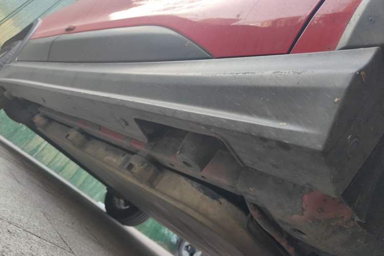 Used BYD S2 2019 Smart Standard Version Chassis Front Right