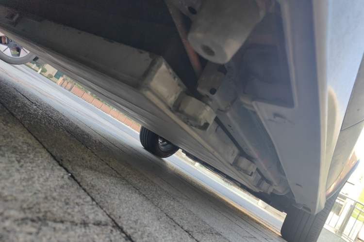 Used BYD S2 2019 Smart Standard Version Chassis Rear Right