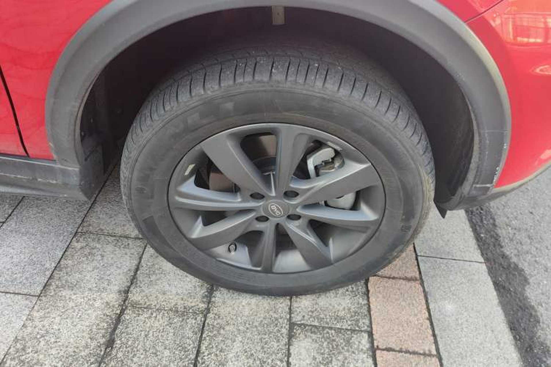 Used BYD S2 2019 Smart Standard Version Right Front Wheel Hub