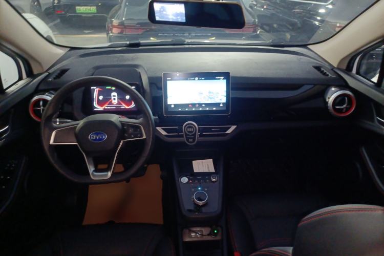 Used BYD S2 2019 YUE Comfort Model Center Console