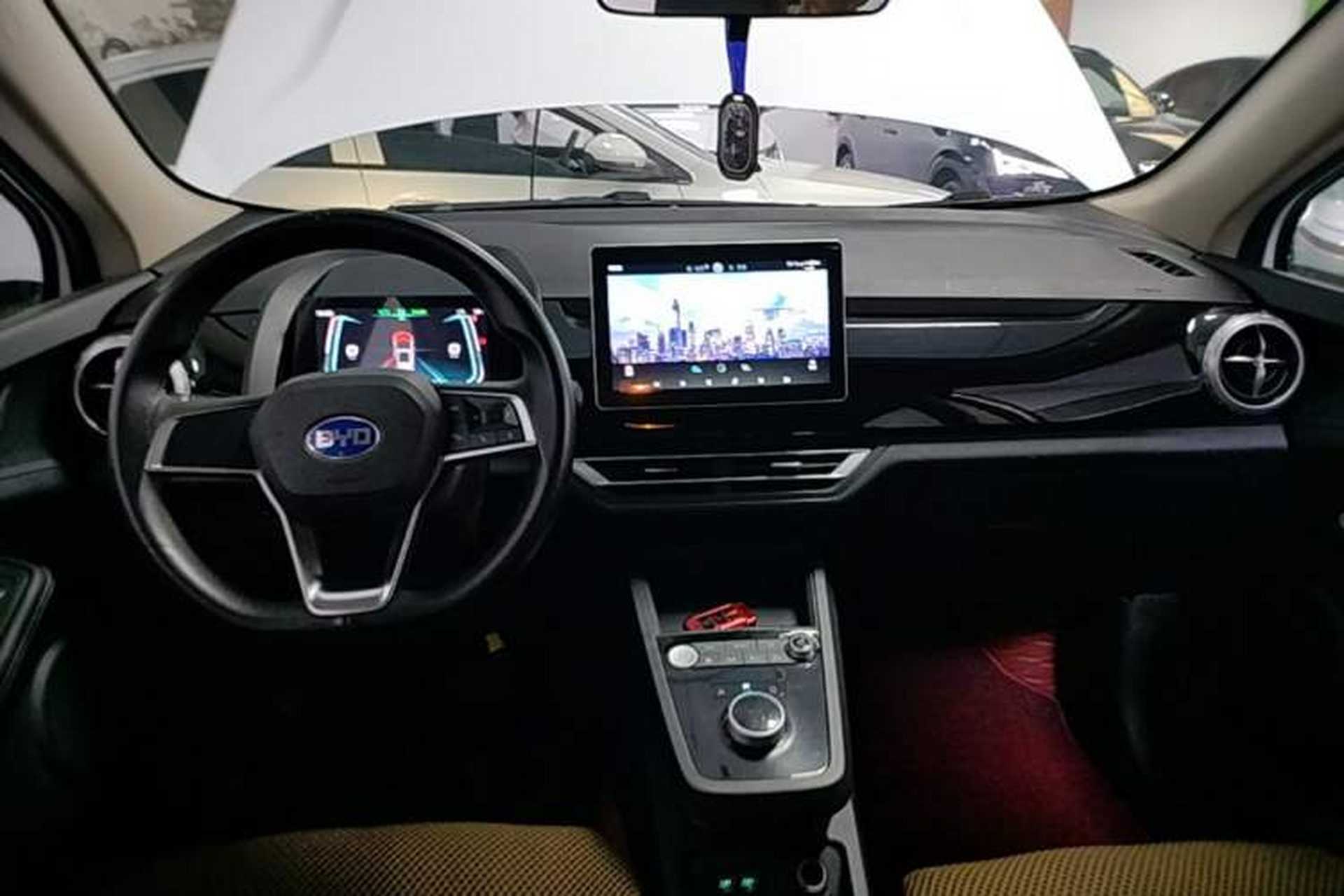 Used BYD S2 2019 YUE Comfort Model Center Console