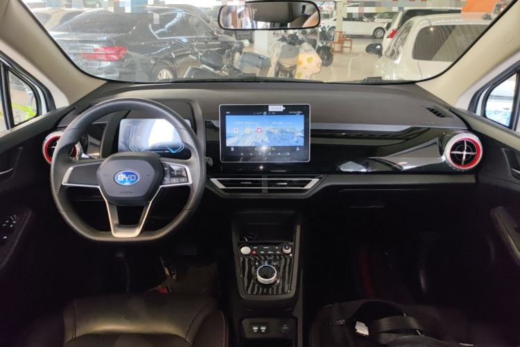 Used BYD S2 2019 YUE Comfort Model Center Console