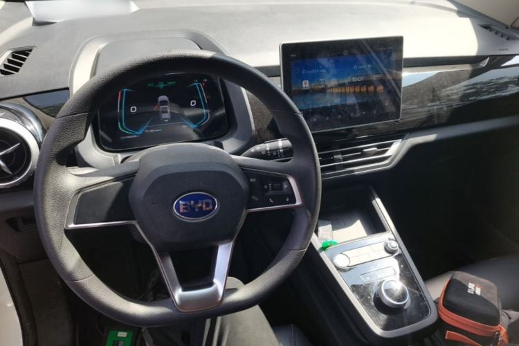 Used BYD S2 2019 YUE Comfort Model Center Console
