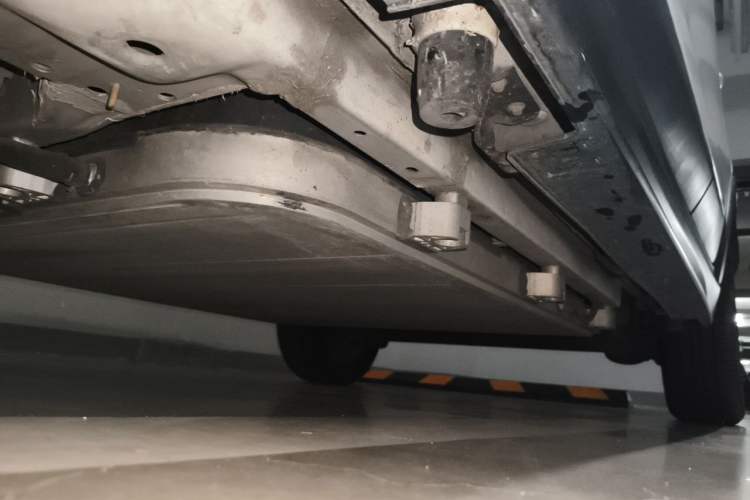 Used BYD S2 2019 Smart Standard Version Chassis Front Left