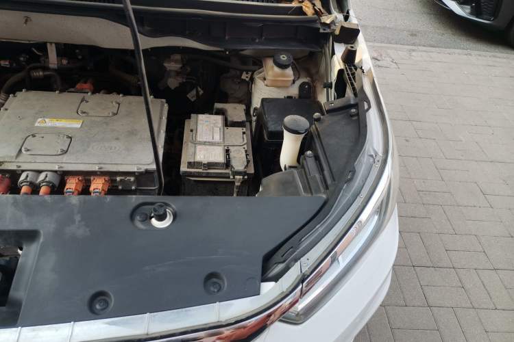 Used BYD S2 2019 Smart Standard Version Engine Bay Left