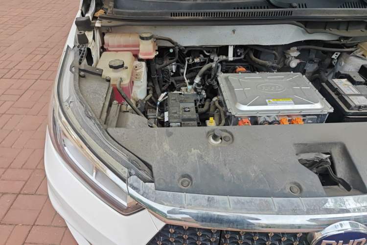 Used BYD S2 2019 Smart Standard Version Engine Bay Right