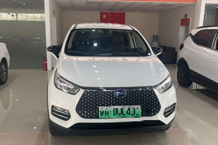 Used BYD S2  Exterior 1