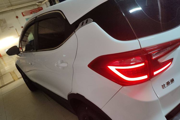 Used BYD S2 2019 Smart Standard Version Exterior 1