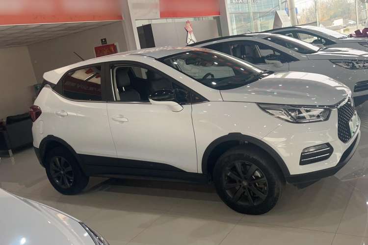Used BYD S2  Exterior 2