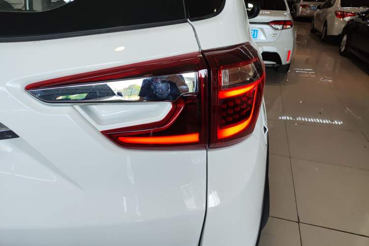 Used BYD S2 2019 YUE Comfort Model Exterior 3