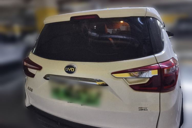 Used BYD S2 2019 YUE Comfort Model Exterior 4