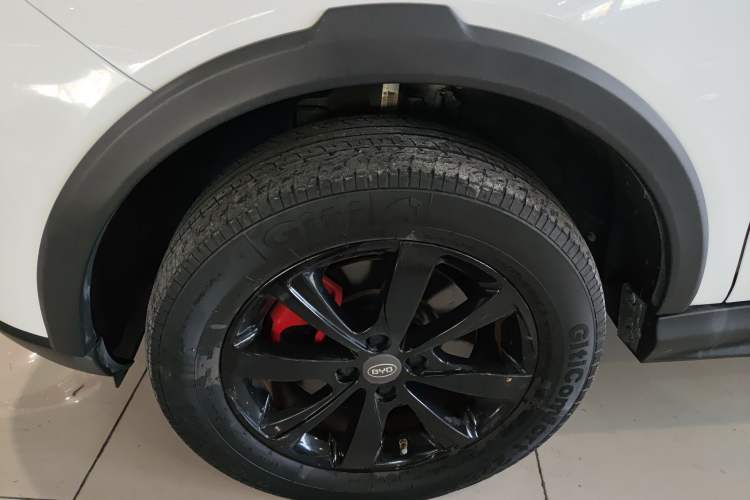Used BYD S2 2019 YUE Comfort Model Exterior 4