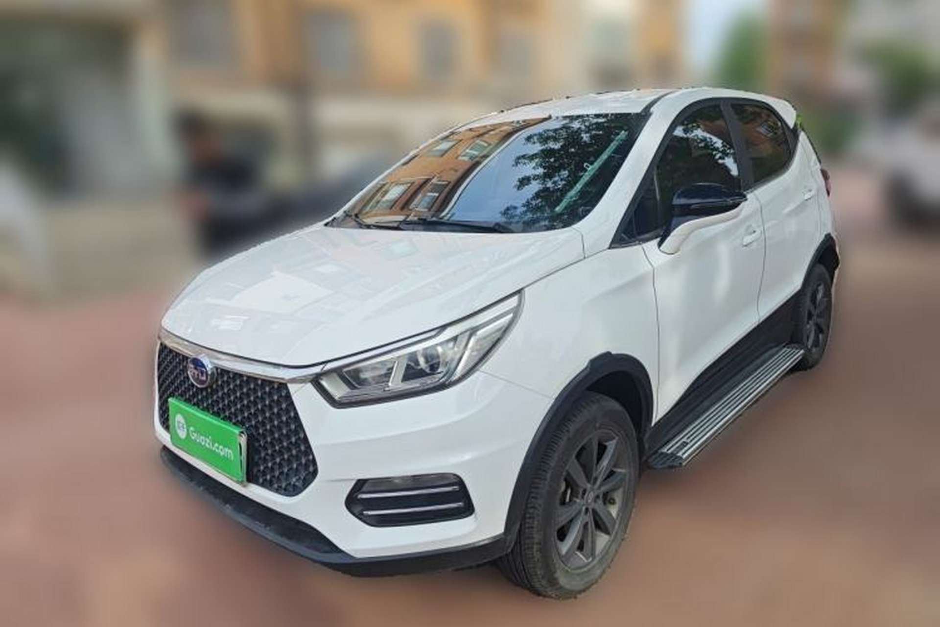 Used BYD S2 2019 Smart Standard Version Front Left 45 Deg