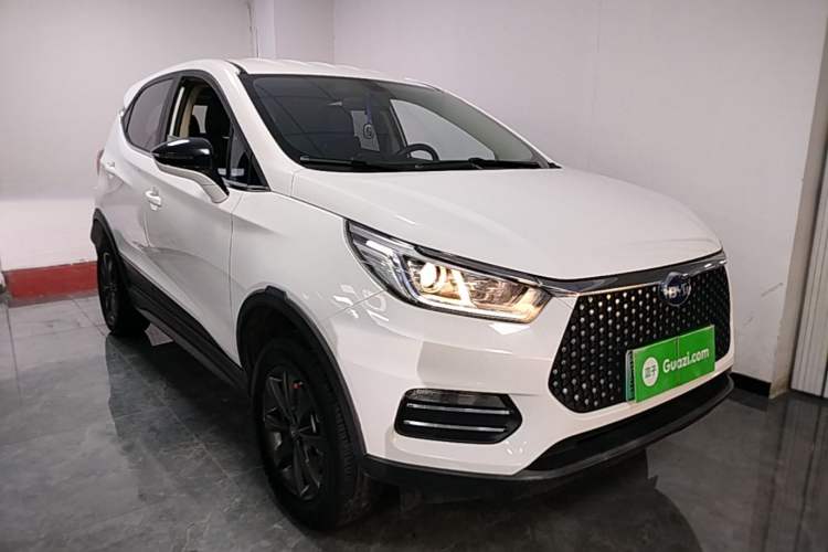 Used BYD S2 2019 YUE Comfort Model Front Right 45 Deg