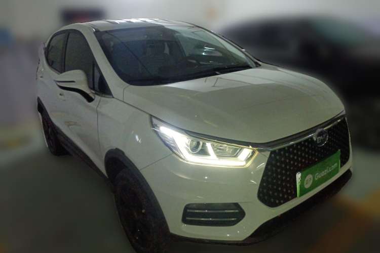 Used BYD S2 2019 YUE Comfort Model Front Right 45 Deg