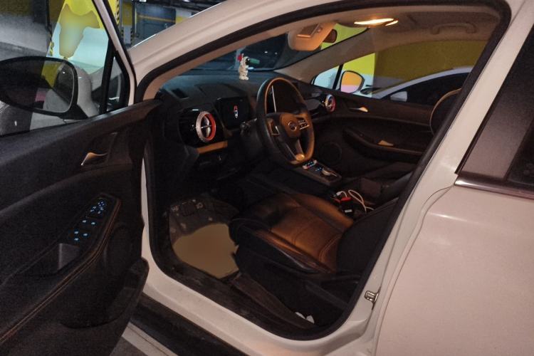 Used BYD S2 2019 YUE Comfort Model Interior 3