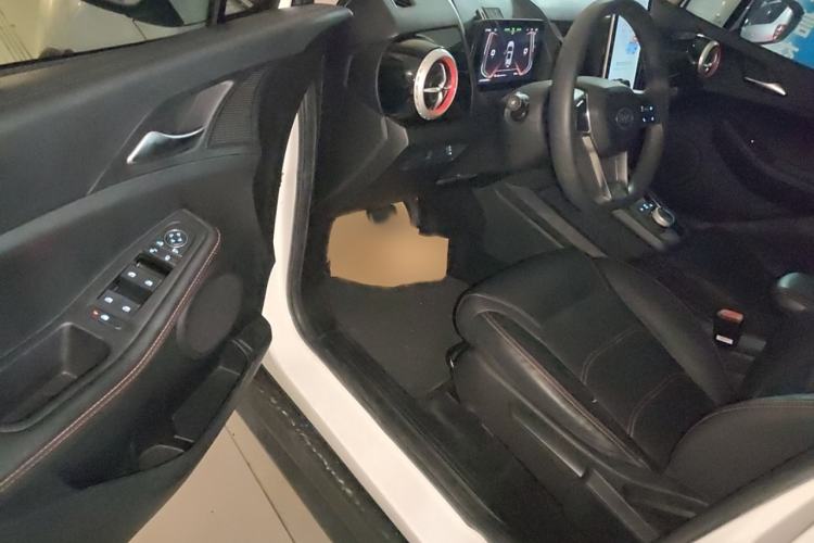 Used BYD S2 2019 Smart Standard Version Interior 3