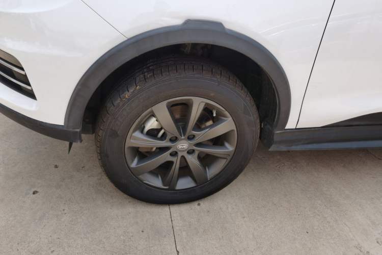 Used BYD S2 2019 Yue – Basic Model Left Front Wheel Hub