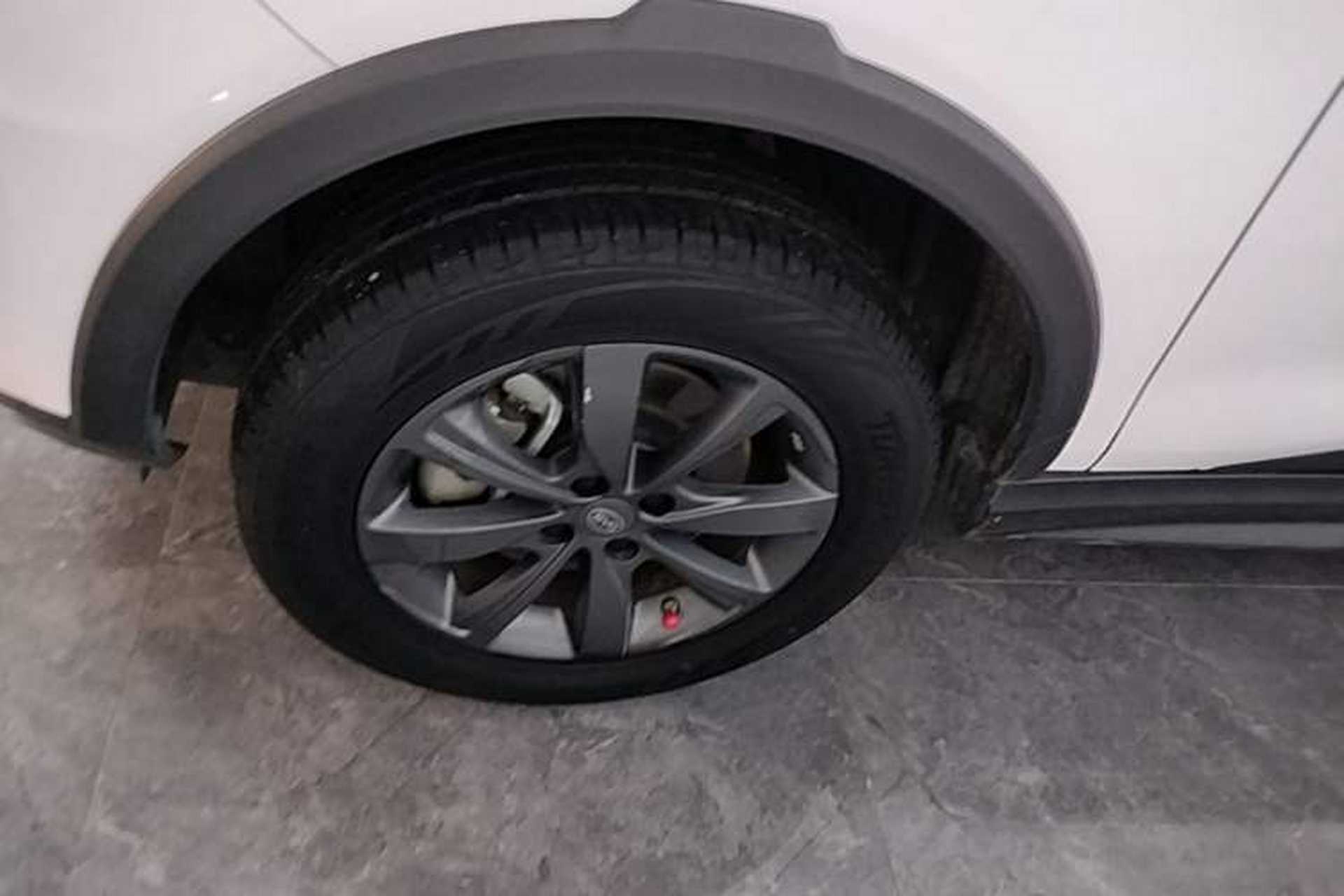Used BYD S2 2019 YUE Comfort Model Left Front Wheel Hub