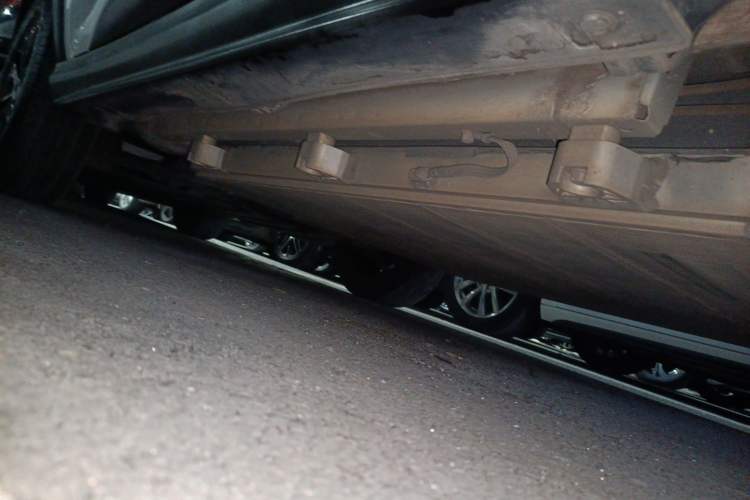 Used BYD S2 2019 YUE Comfort Model Left Side Sill