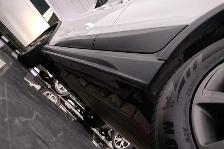 Used BYD S2 2019 YUE Comfort Model Left Side Sill