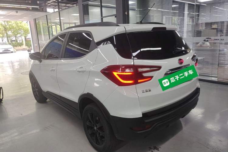 Used BYD S2 2019 Innovation Luxury Version Rear Left 45 Deg