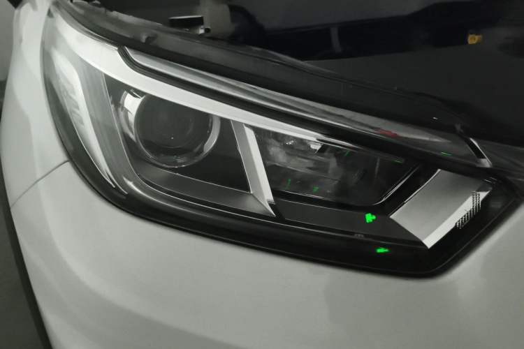 Used BYD S2 2019 Smart Standard Version Right Front Headlight