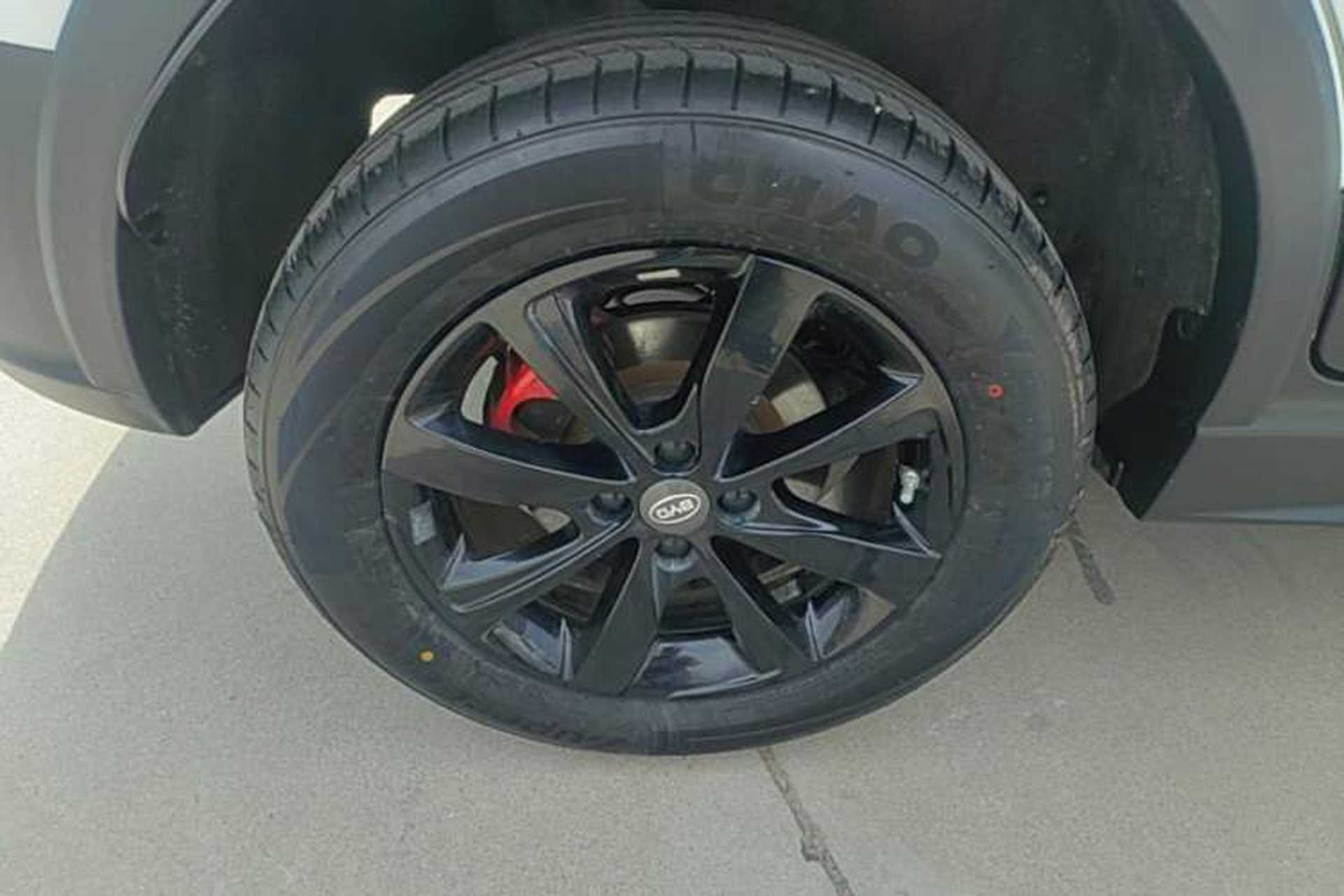 Used BYD S2 2019 YUE Comfort Model Right Rear Wheel Hub