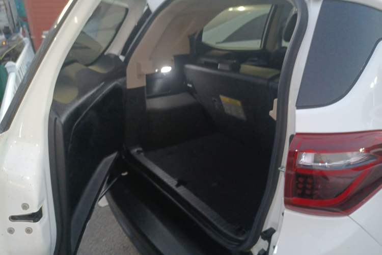 Used BYD S2 2019 YUE Comfort Model Trunk