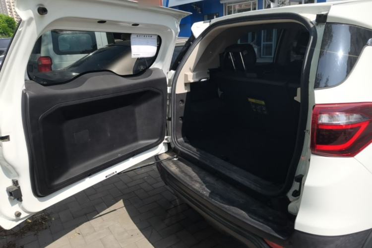 Used BYD S2 2019 YUE Comfort Model Trunk