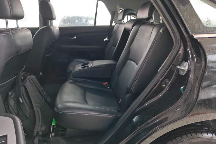 Used BYD S6 2014 2.0L Manual Luxury 5-Seater Left Rear Seat