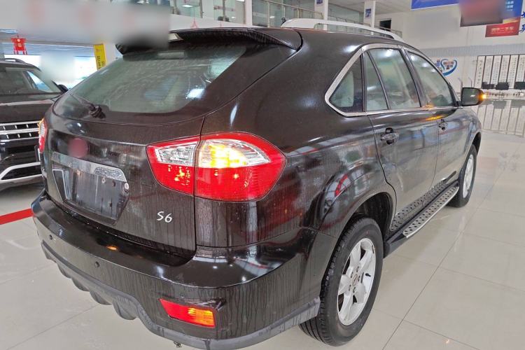 Used BYD S6 2014 2.0L Manual Luxury 5-Seater Rear Right 45 Deg