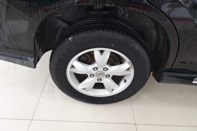 Used BYD S6 2014 2.0L Manual Luxury 5-Seater Right Rear Wheel Hub