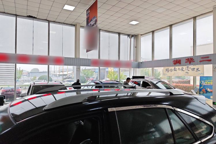 Used BYD S6 2014 2.0L Manual Luxury 5-Seater Roof