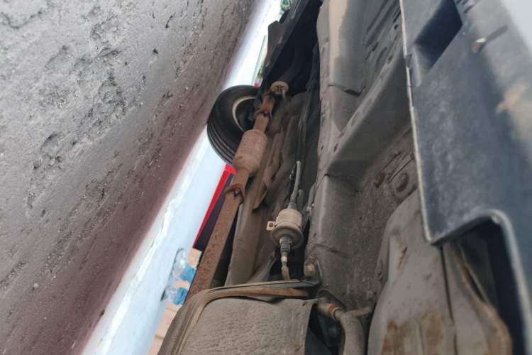 Used BYD S6 2011 2.0L Manual Luxury Version Chassis Rear Left